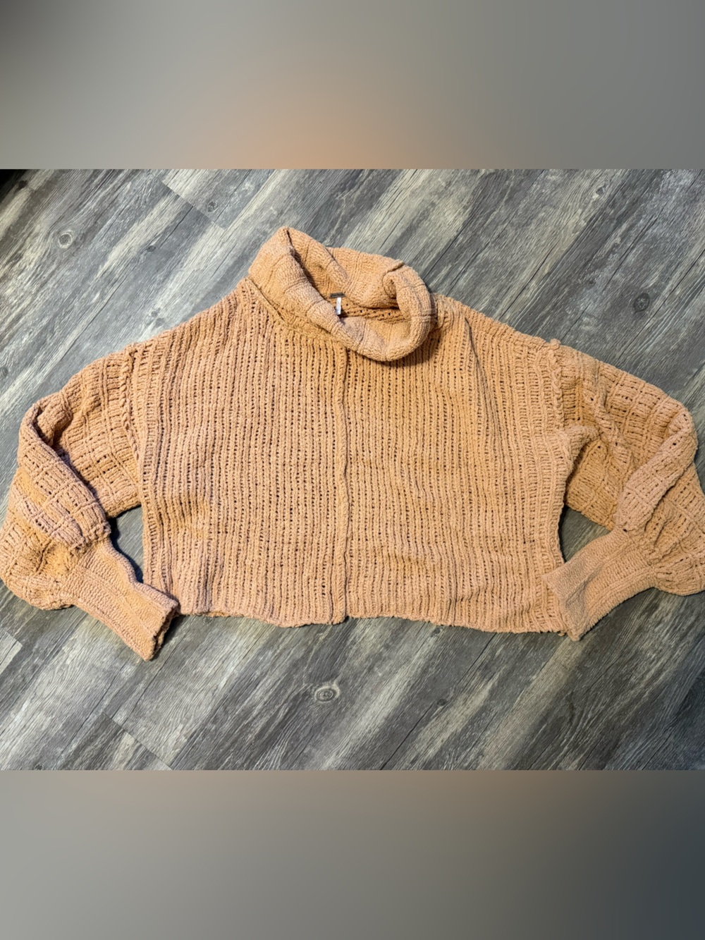 Free People Cropped Chunky Turtleneck Sweater in Dusty Peach